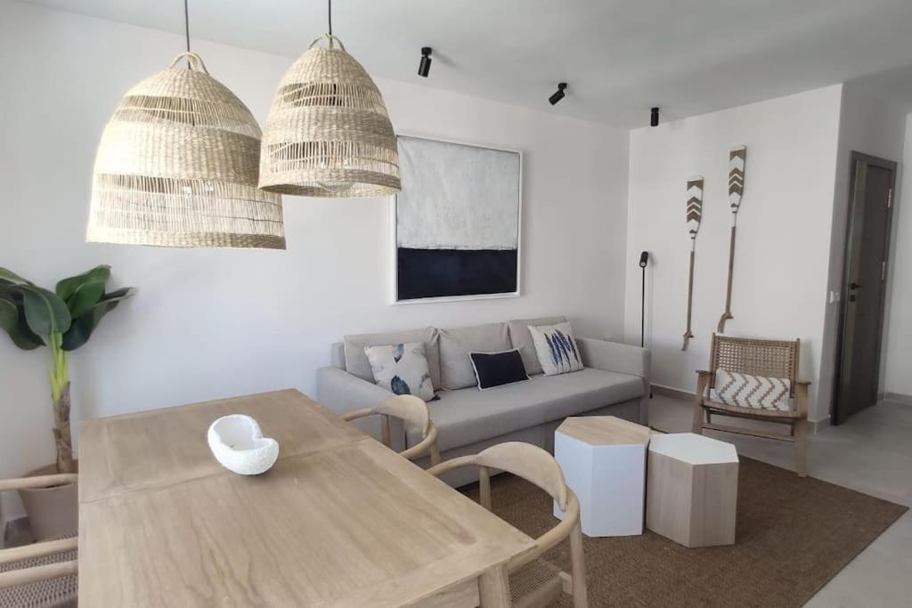 Апартаменти Piso Reformado De Diseno C/Terraza. Playa El Ancla Ель-Пуерто-де-Санта-Марія Екстер'єр фото